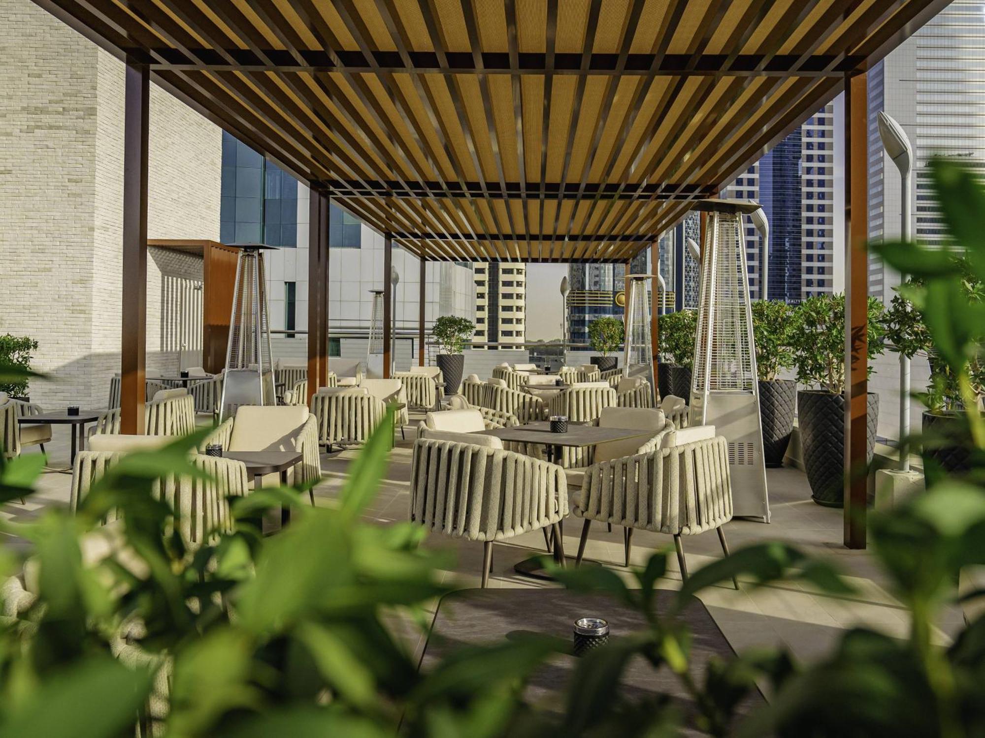 Towers Rotana - Dubai Exterior foto